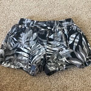 Old navy M/8 athletic shorts